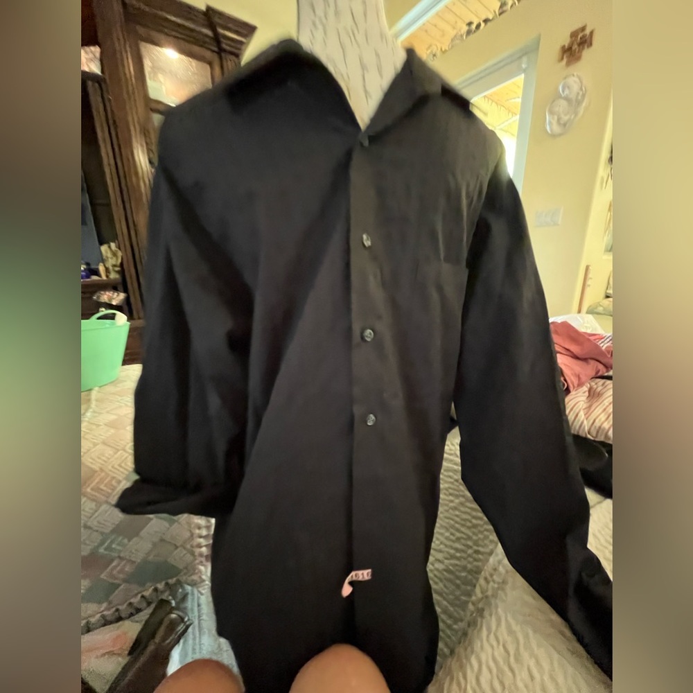 Geoffrey Beene men’s shirt great shape. Regular fit, large 16 1-2 x34/35